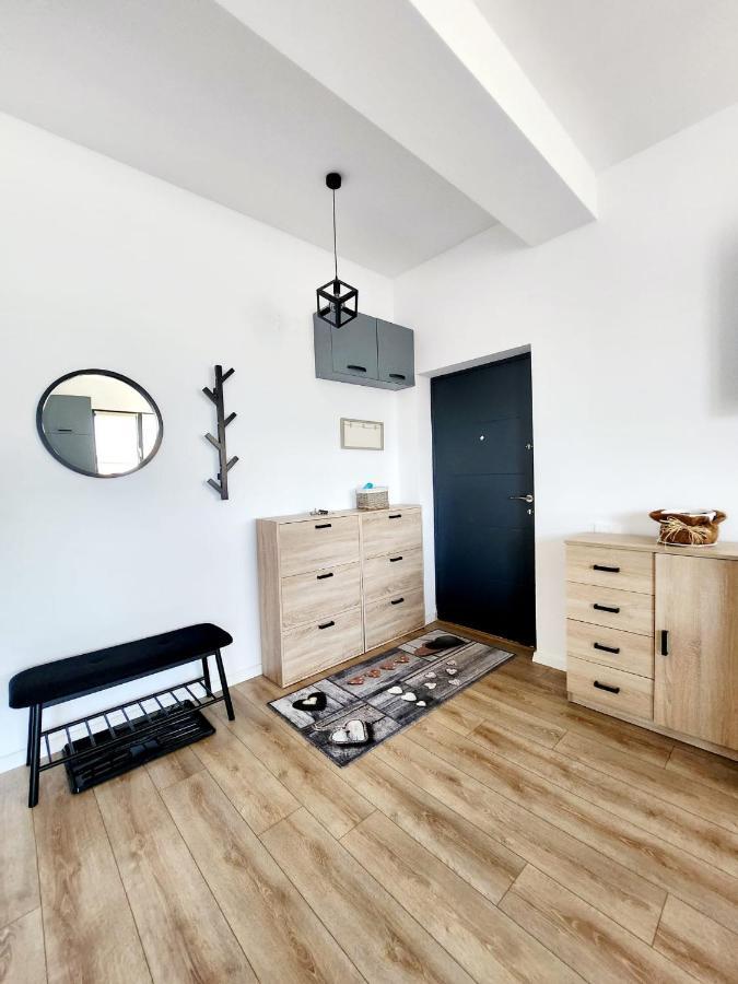 Adm Cozy Home - Entire Private House&Garden Tunari  Экстерьер фото