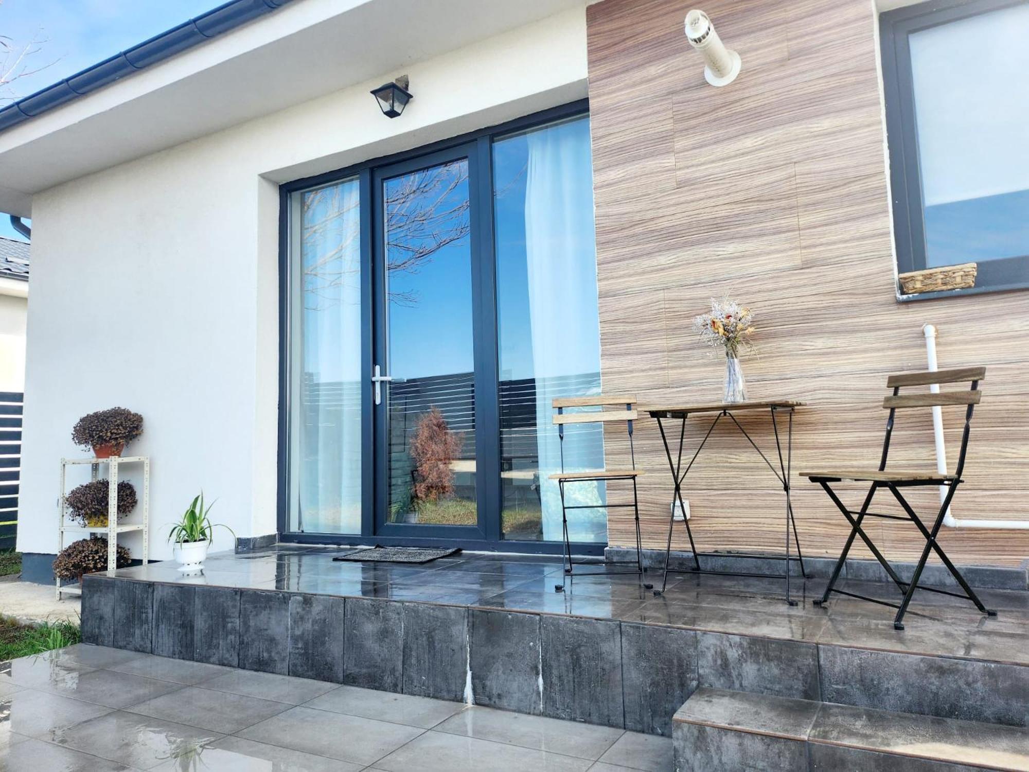 Adm Cozy Home - Entire Private House&Garden Tunari  Номер фото